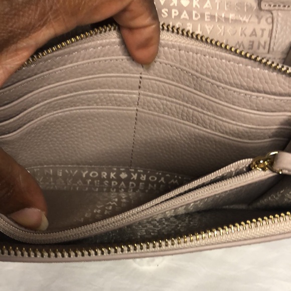 KATE SPADE Chester Street Avie blush colored and black leather crossbody. - Picture 12 of 15